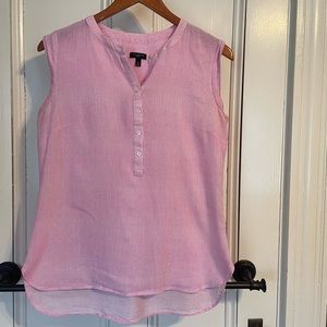 Pink seersucker shell. Beautifully lightweight.